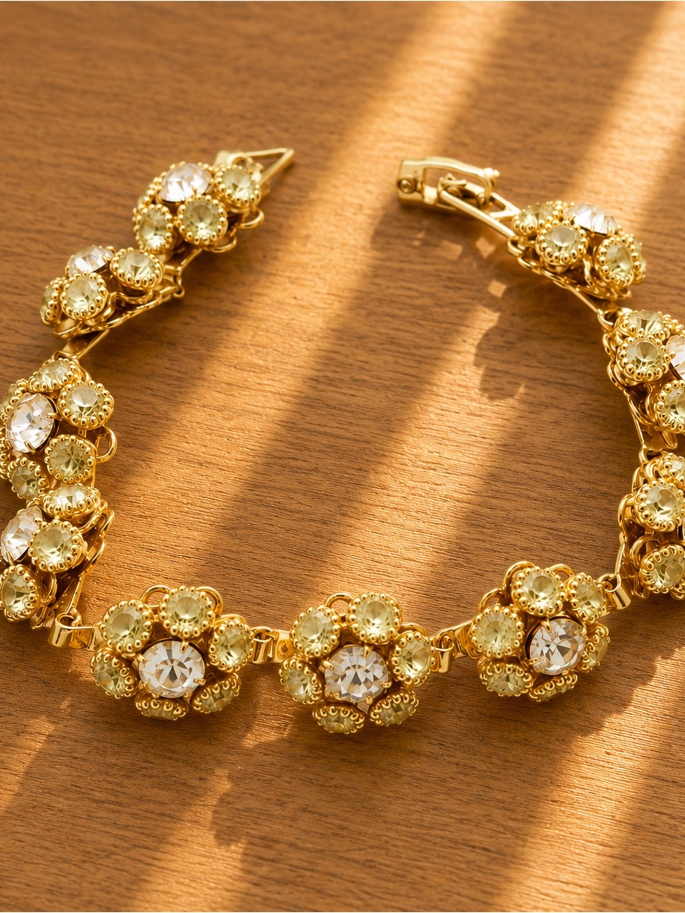 Mid-Century Vintage Gold Rhinstone Bracelet​